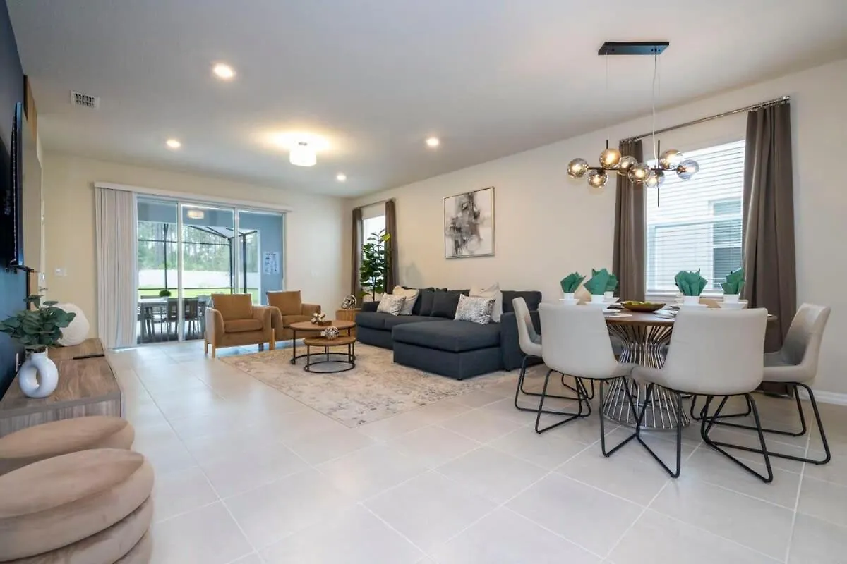 Gorgeous 6Bd W Pool Game Room At Windsor Island 4450 Davenport
