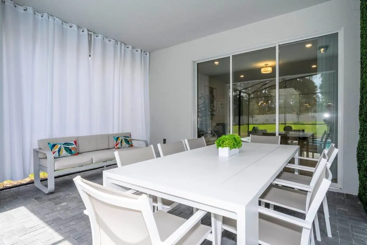 Gorgeous 6Bd W Pool Game Room At Windsor Island 4450 Davenport